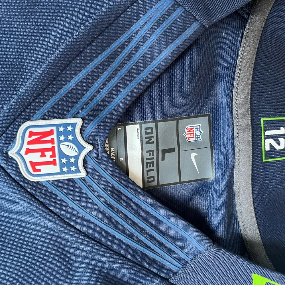 NFL Men's Navy and Lime Green Jersey - Picture 3 of 7